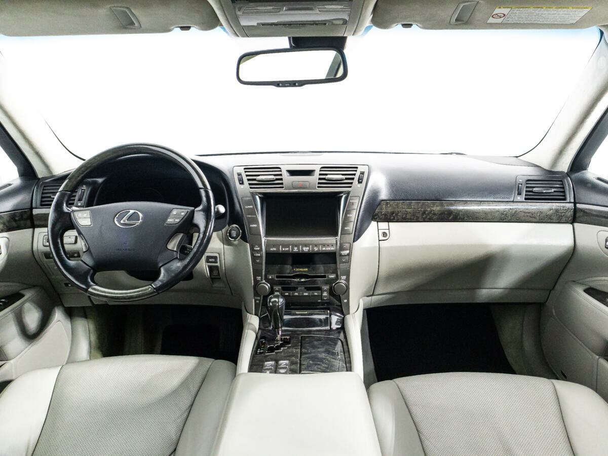 Lexus LS Long 460 L, 2006