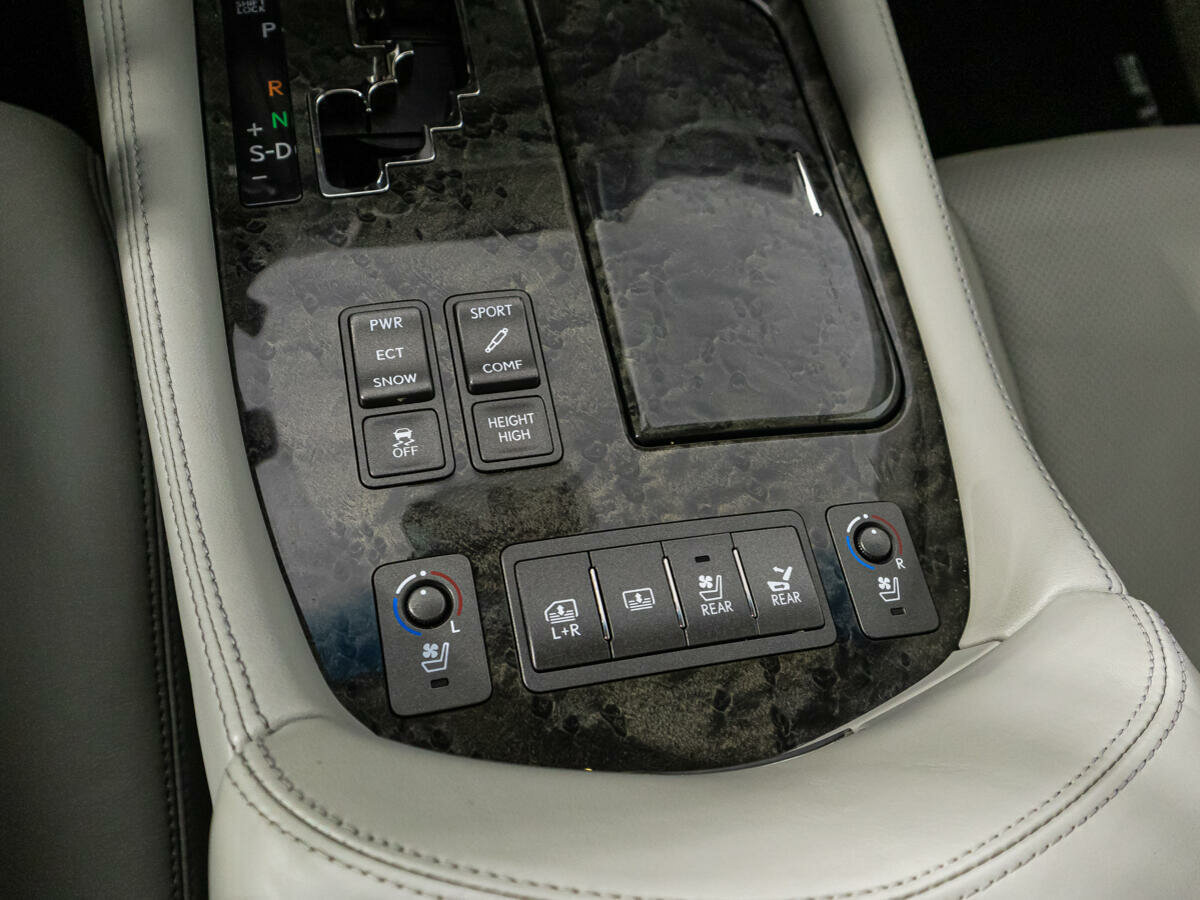 Lexus LS Long 460 L, 2006