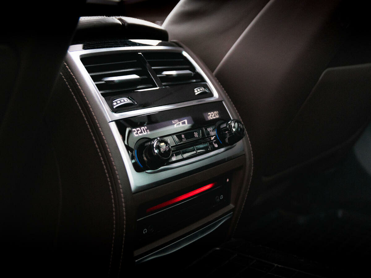 BMW 7 серии Long 740Ld xDrive, 2016