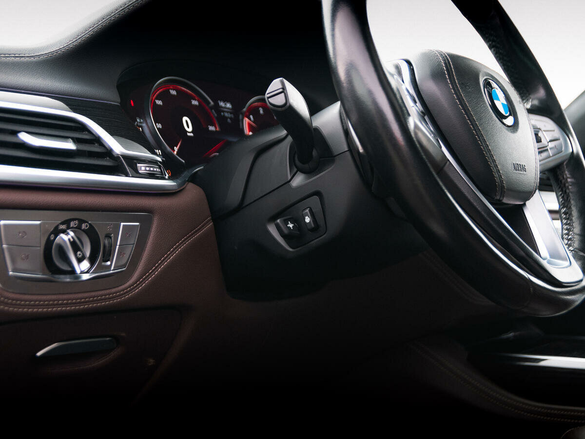 BMW 7 серии Long 740Ld xDrive, 2016