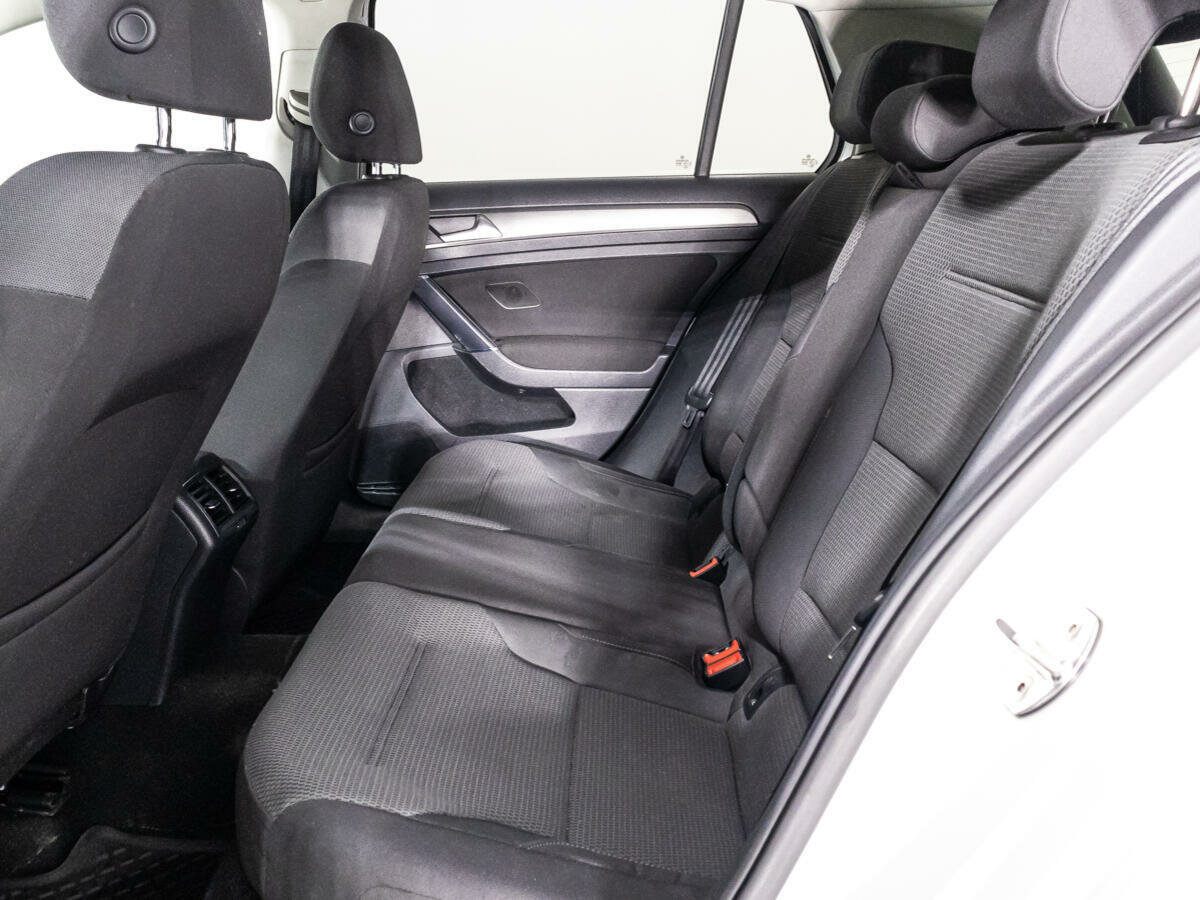 Volkswagen Golf, 2013