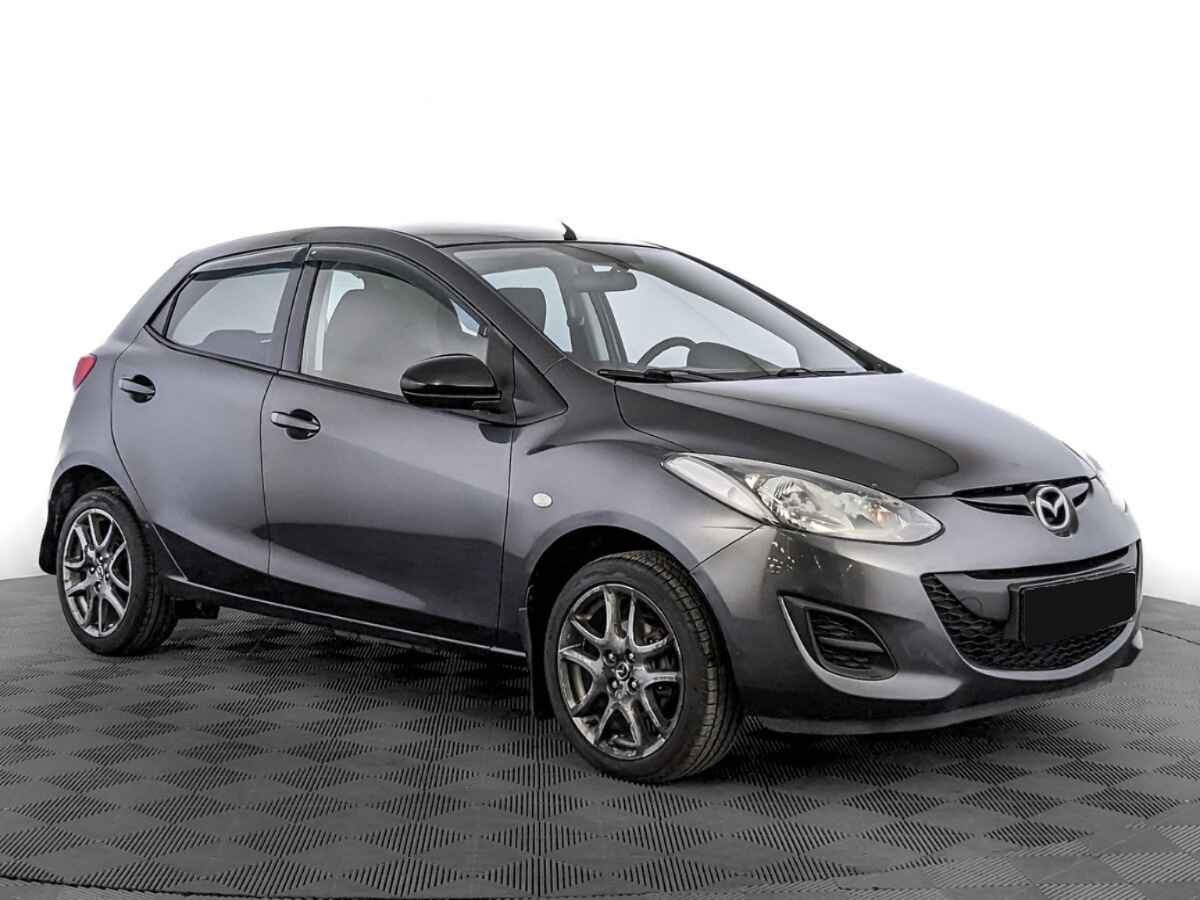 Mazda 2, 2013