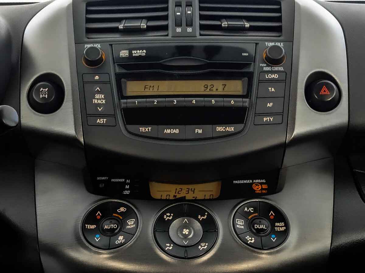 Toyota RAV4, 2012
