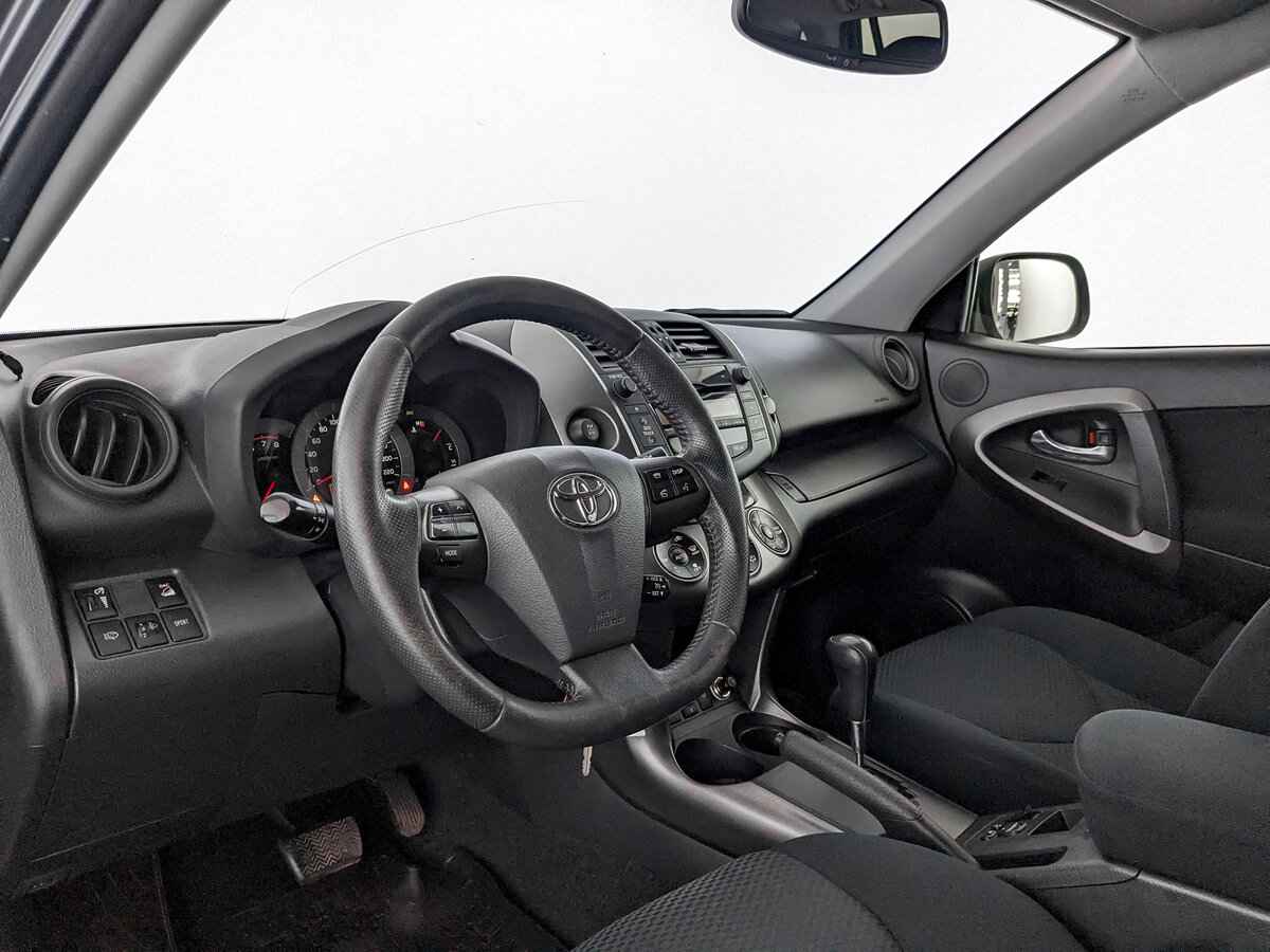 Toyota RAV4, 2012