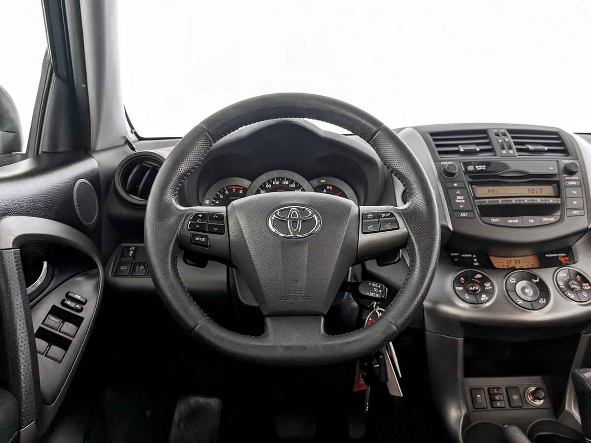 Toyota RAV4, 2012
