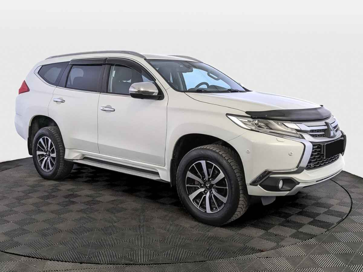 Mitsubishi Pajero Sport, 2017