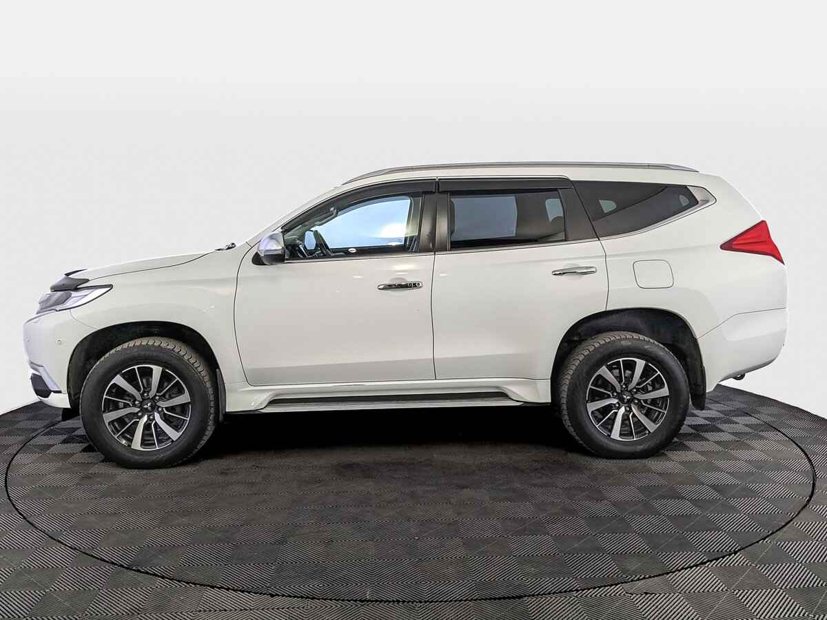 Mitsubishi Pajero Sport, 2017