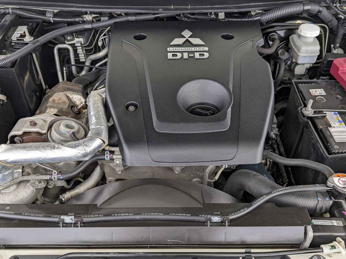 Mitsubishi Pajero Sport, 2017