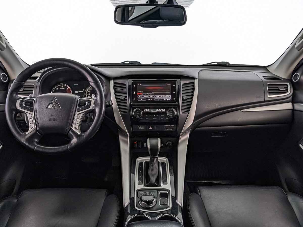 Mitsubishi Pajero Sport, 2017