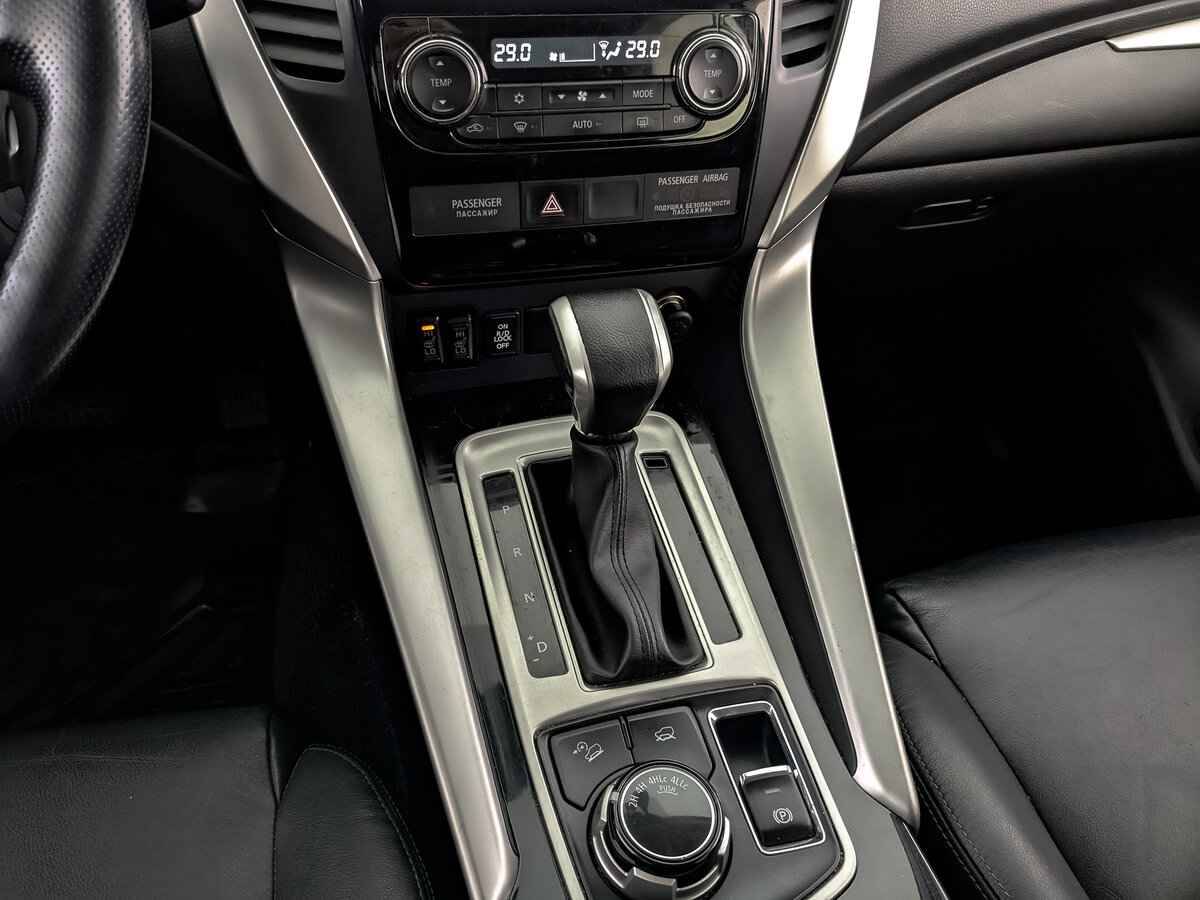 Mitsubishi Pajero Sport, 2017