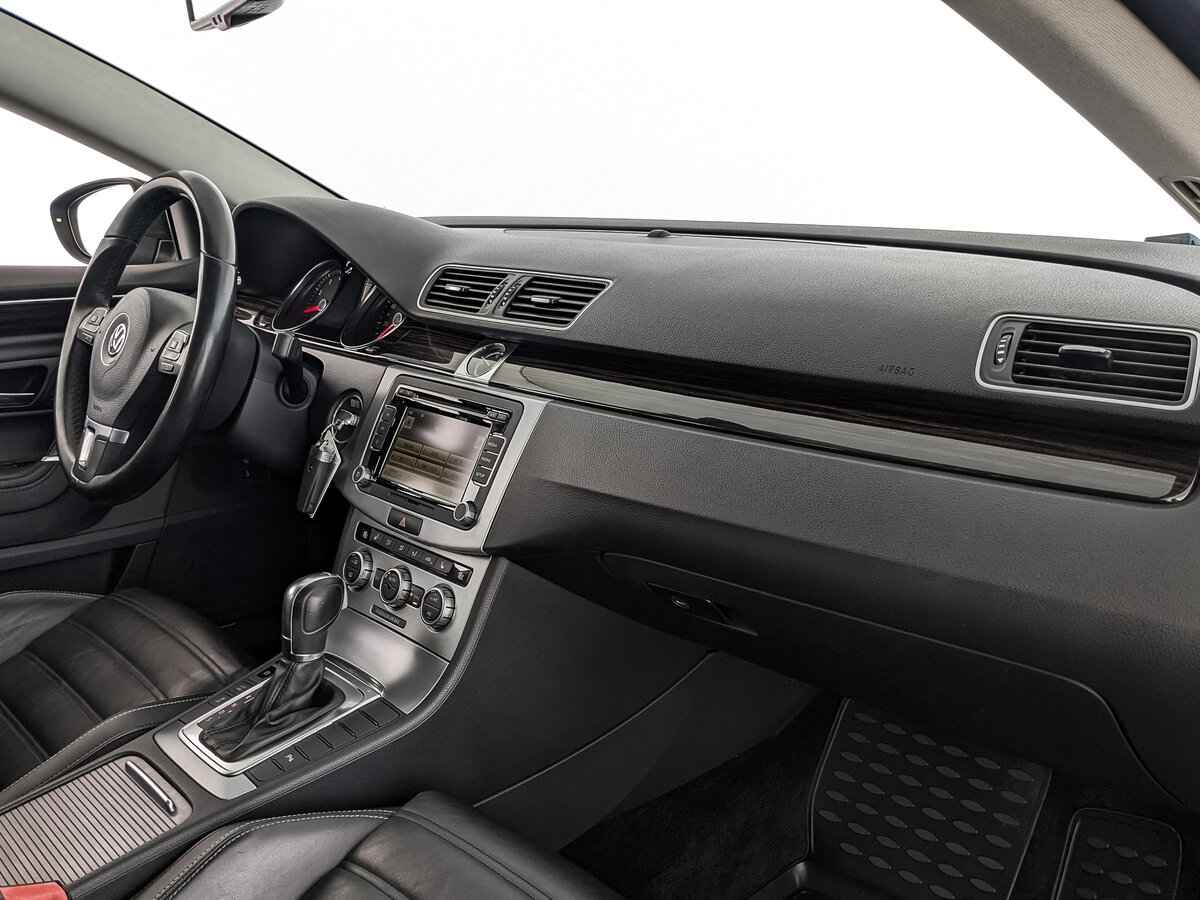 Volkswagen Passat CC, 2013