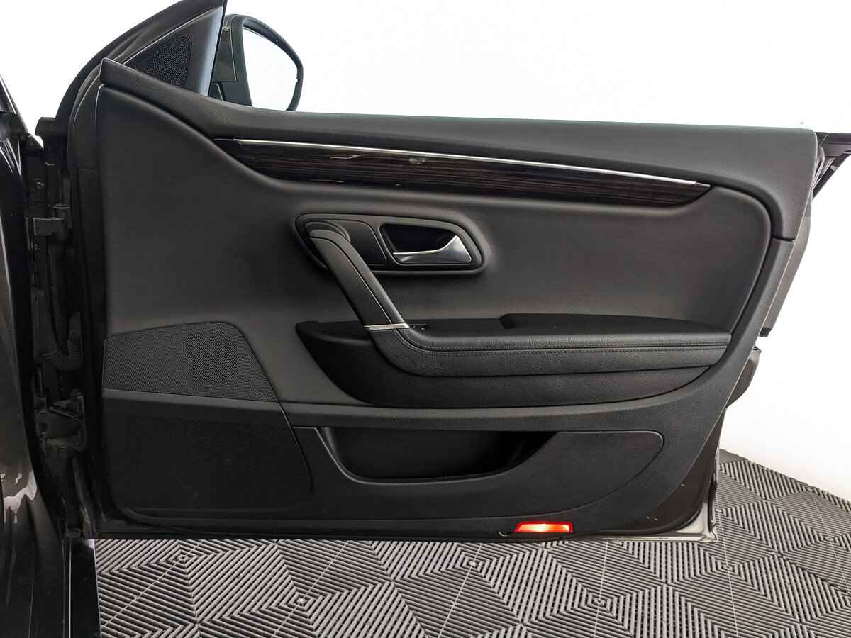 Volkswagen Passat CC, 2013