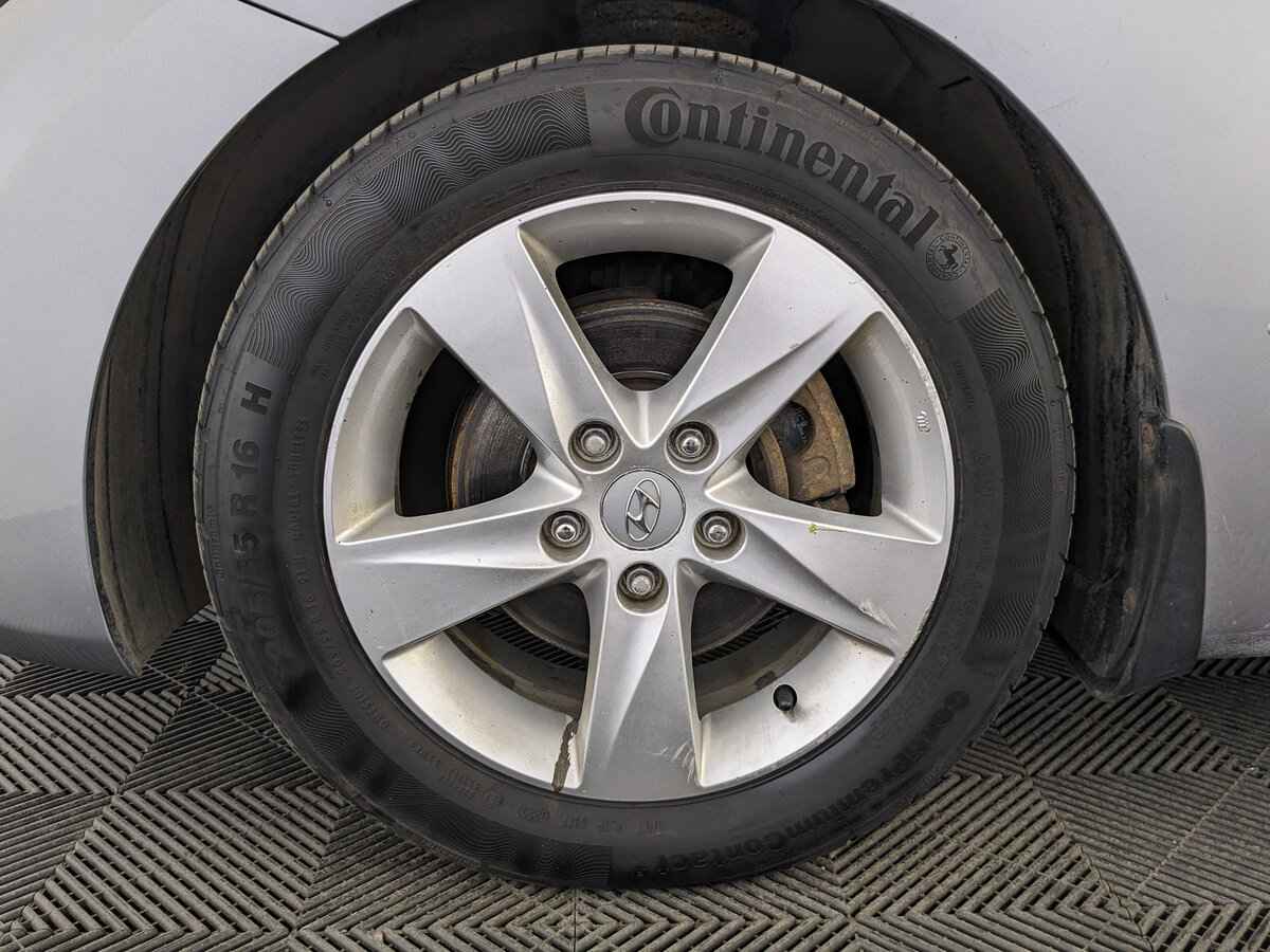 Hyundai Avante, 2012