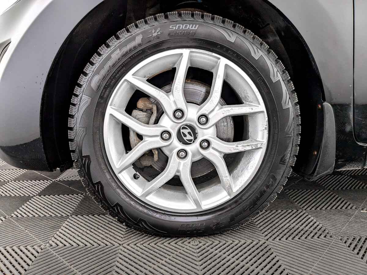 Hyundai Elantra, 2014