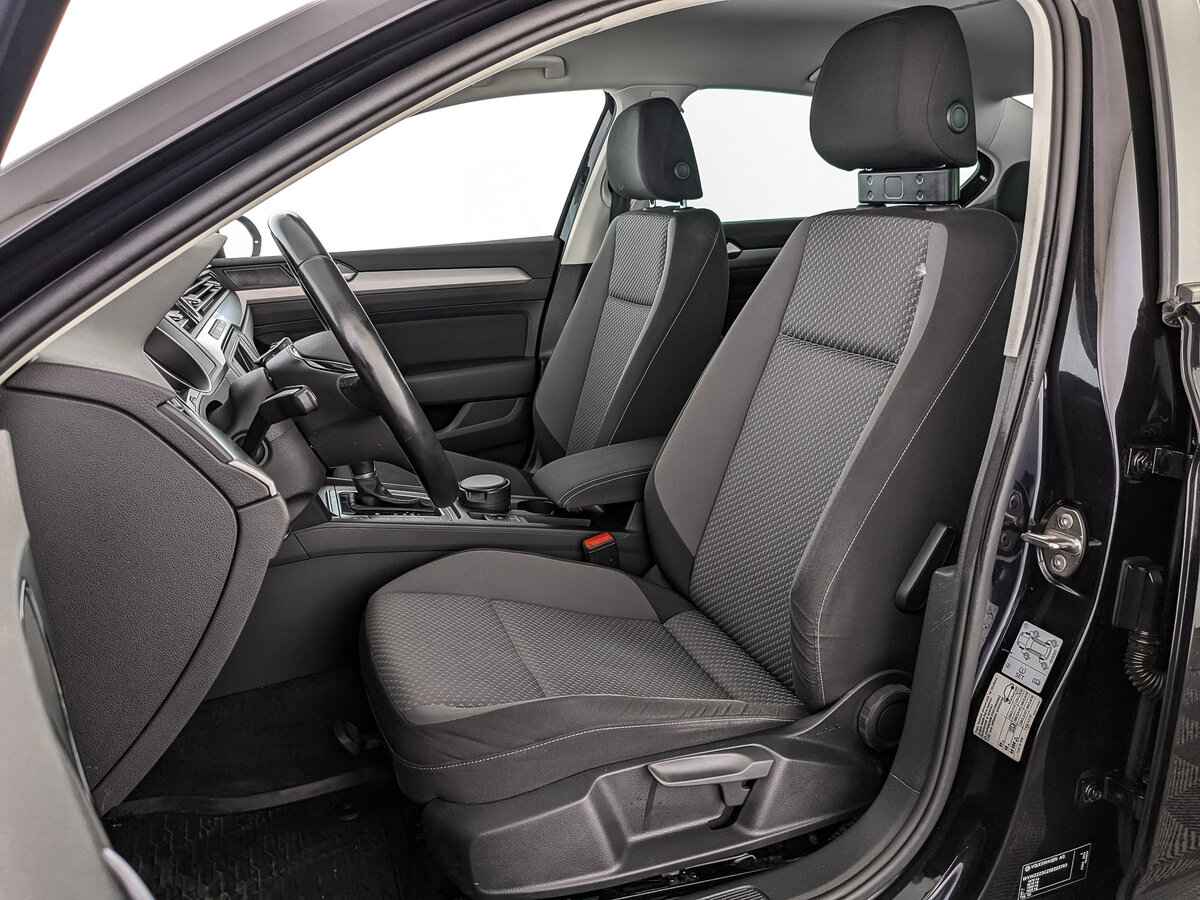 Volkswagen Passat, 2016