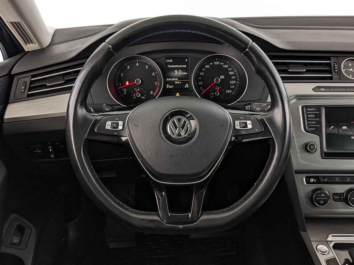 Volkswagen Passat, 2016