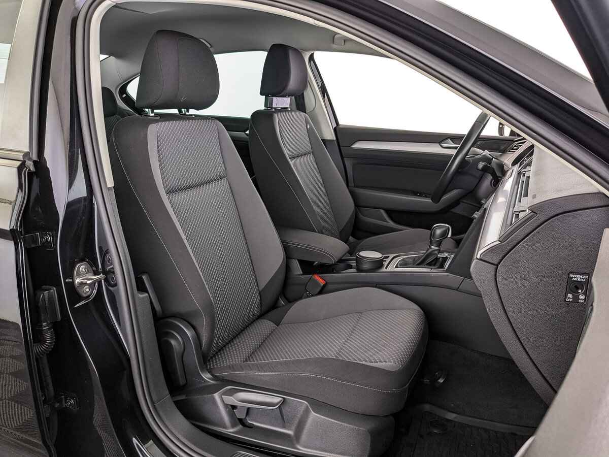 Volkswagen Passat, 2016