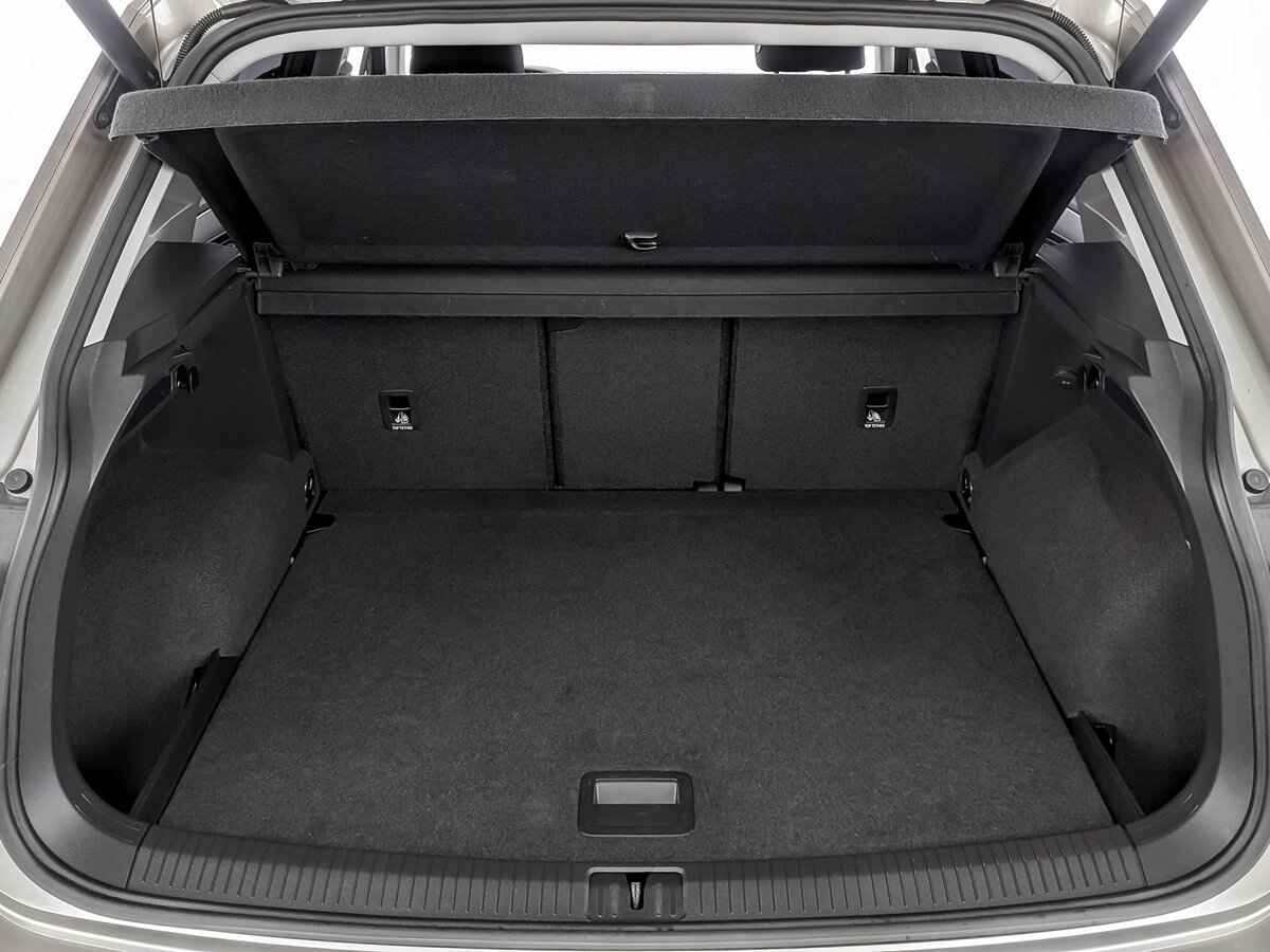 Volkswagen Tiguan, 2020