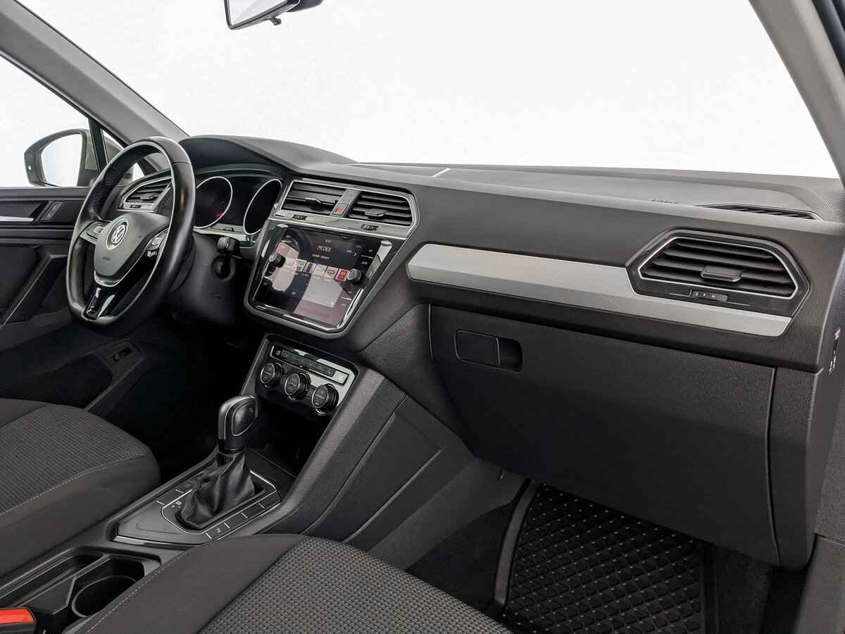 Volkswagen Tiguan, 2020