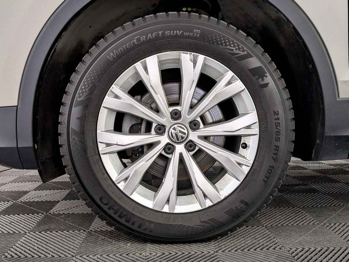 Volkswagen Tiguan, 2020