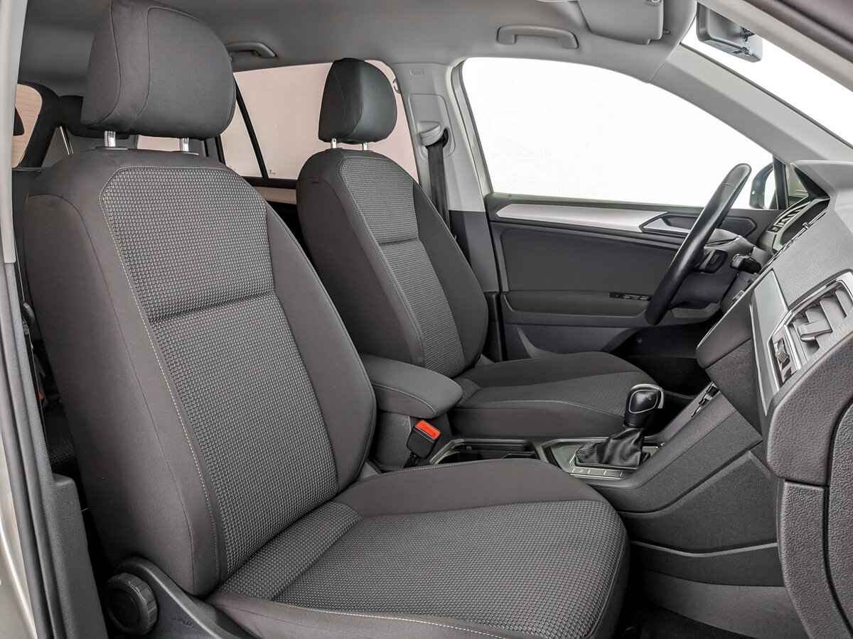 Volkswagen Tiguan, 2020