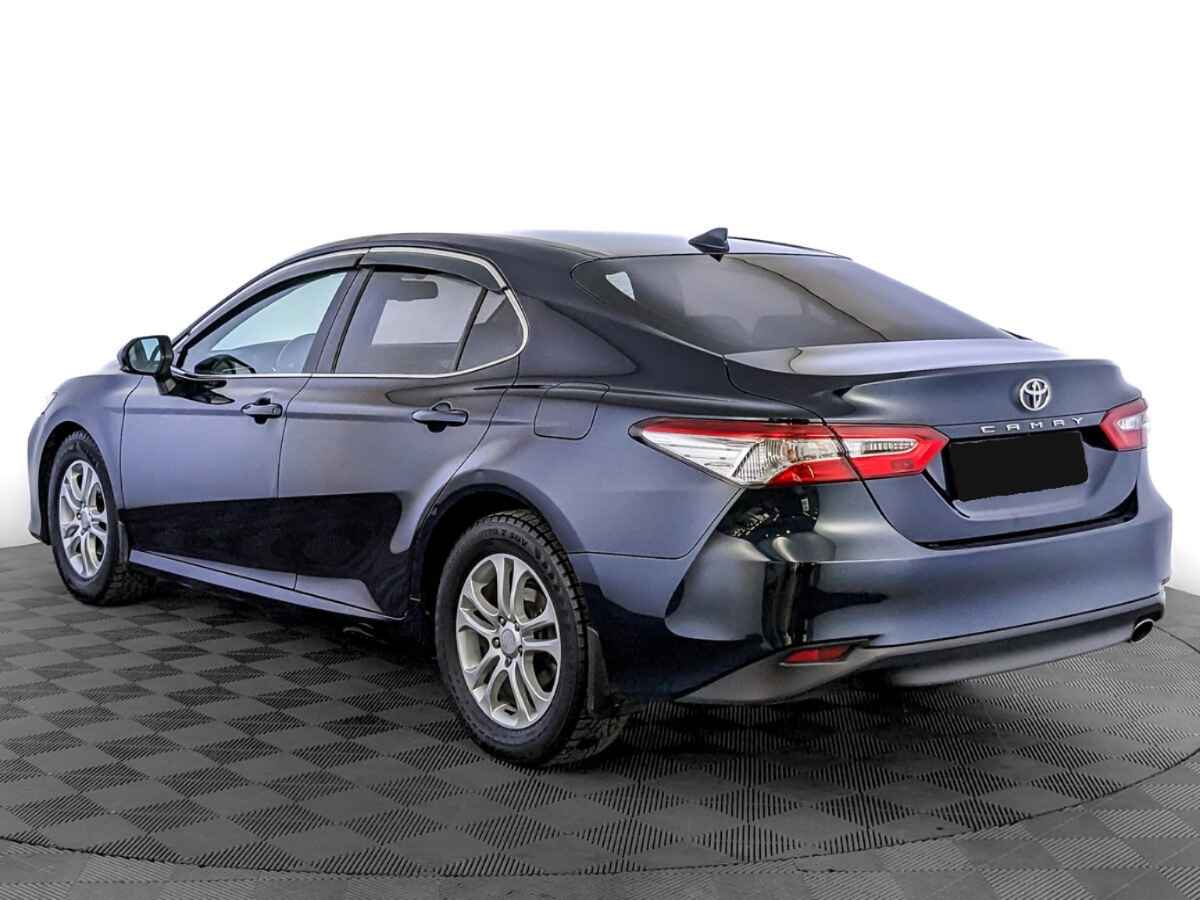 Toyota Camry, 2020