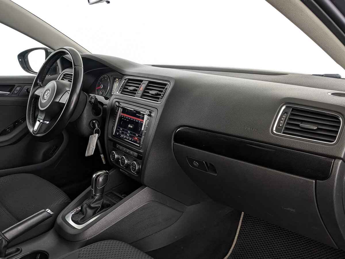 Volkswagen Jetta, 2012