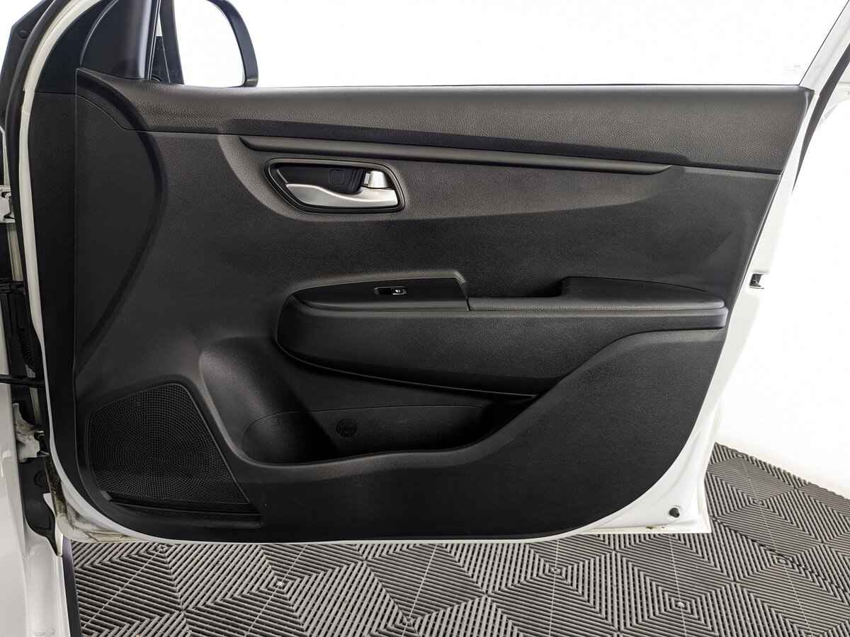 Kia Rio X-Line, 2019