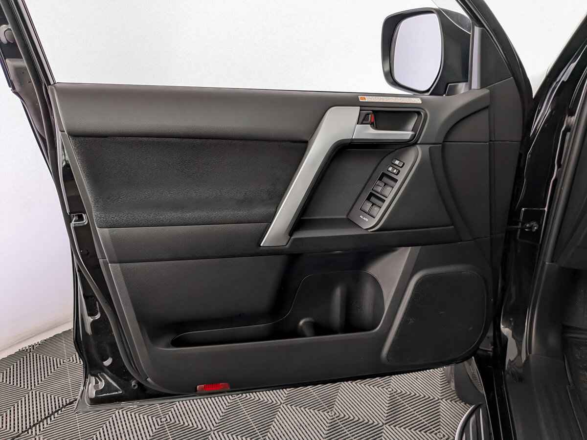 Toyota Land Cruiser Prado, 2021