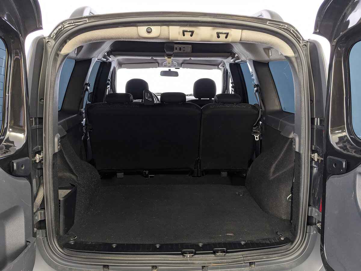 Lada (ВАЗ) Largus, 2020