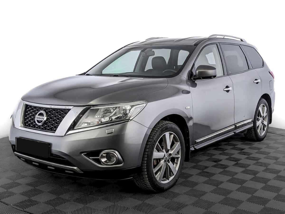 Nissan Pathfinder, 2015