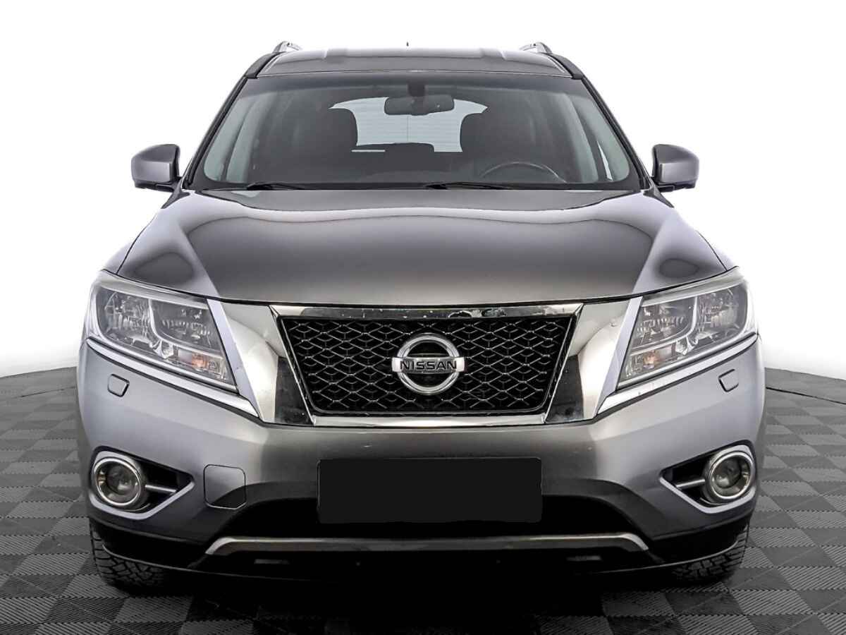 Nissan Pathfinder, 2015