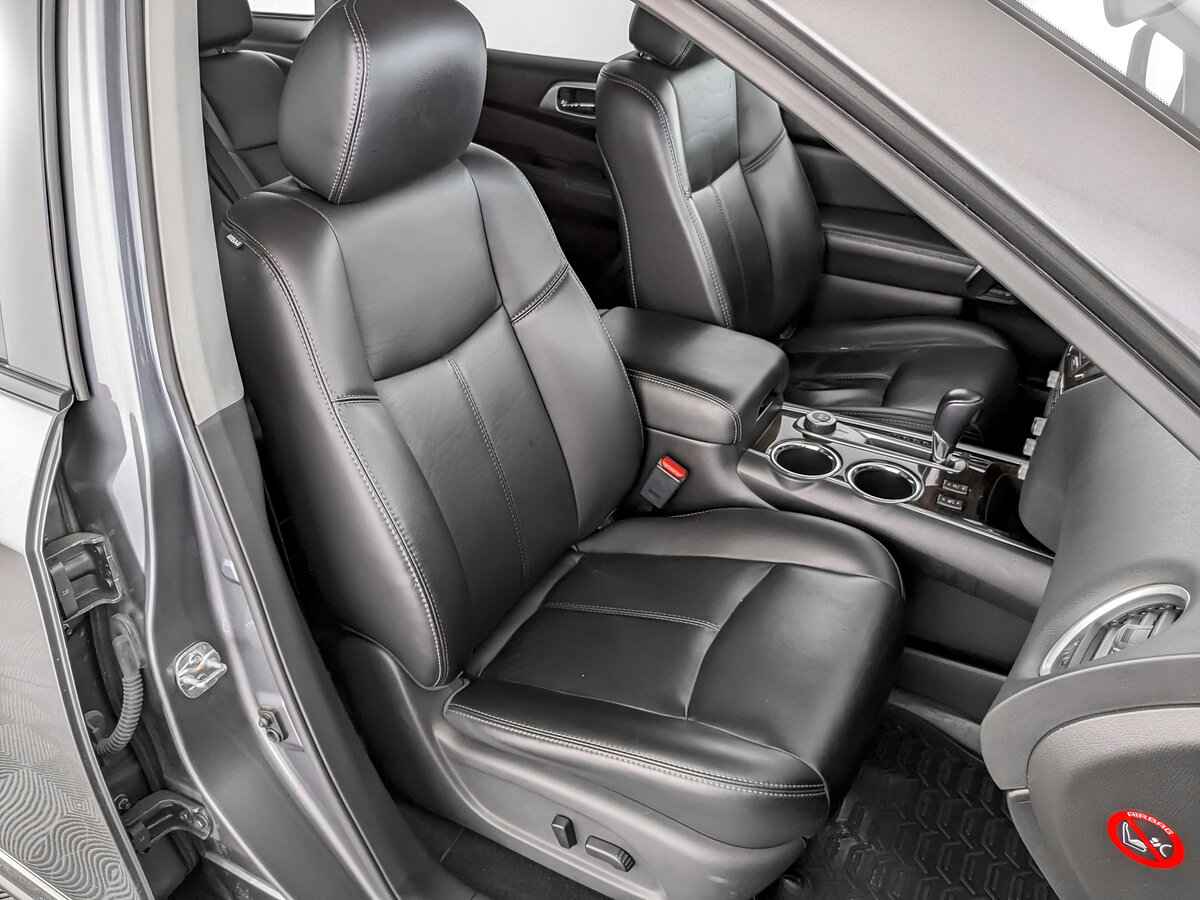 Nissan Pathfinder, 2015