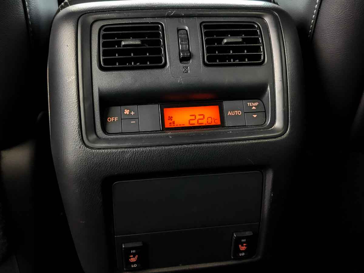 Nissan Pathfinder, 2015