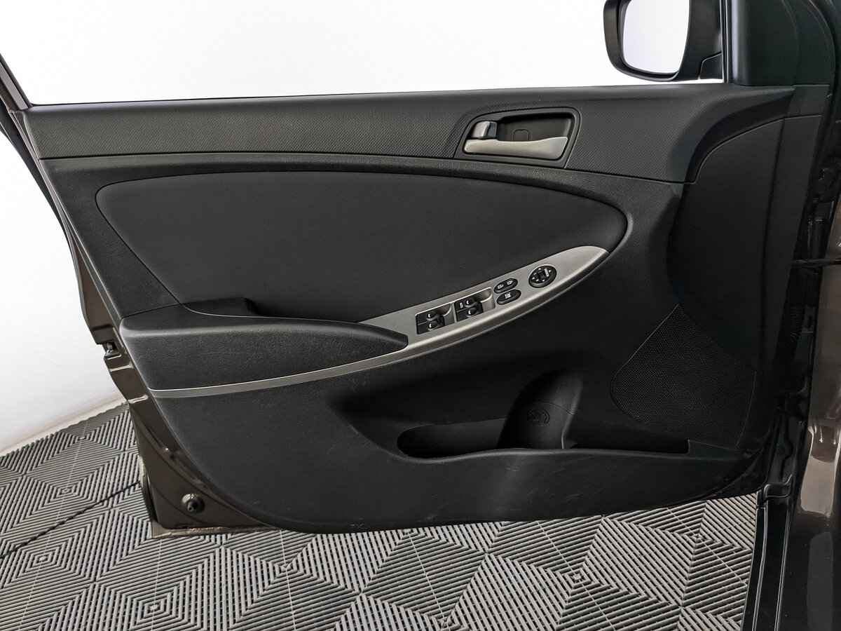 Hyundai Solaris, 2016