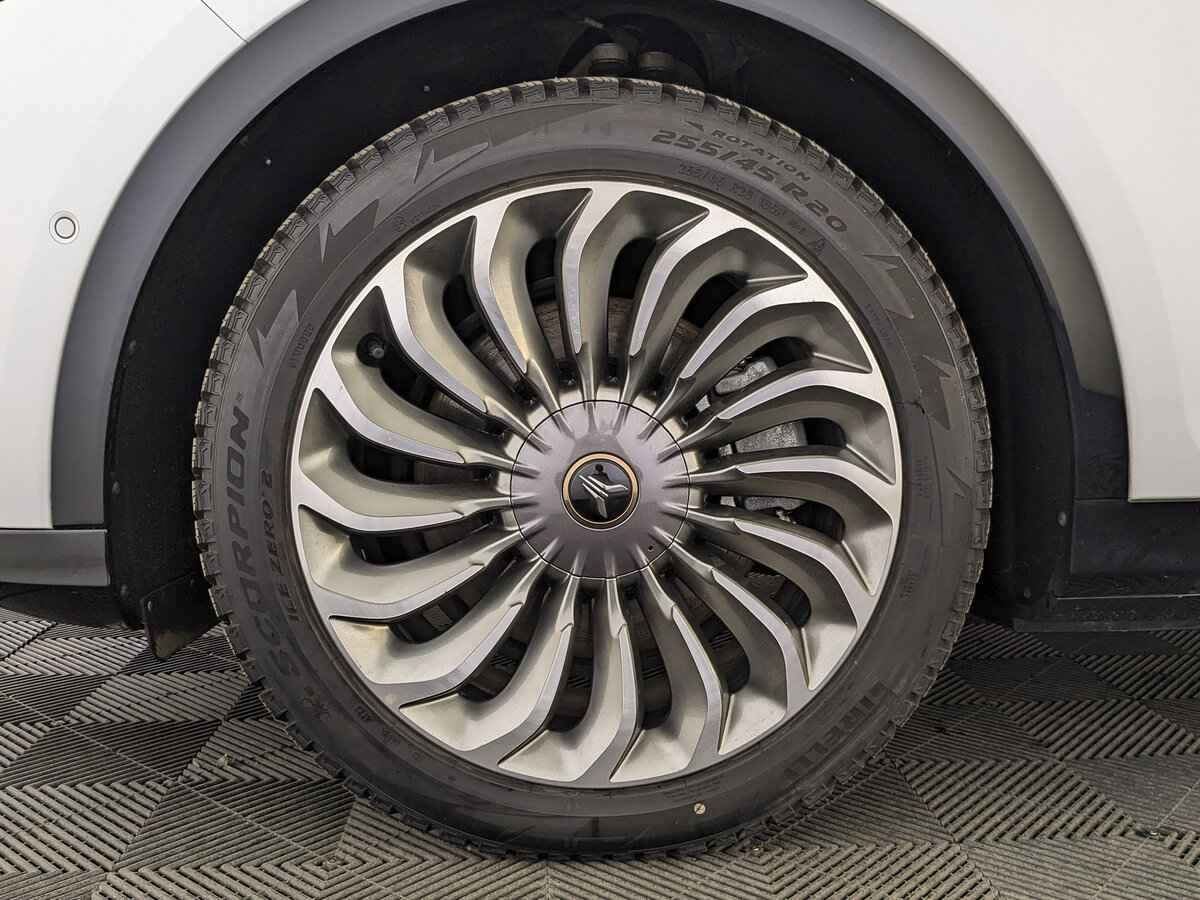 Voyah Free EVR, 2023