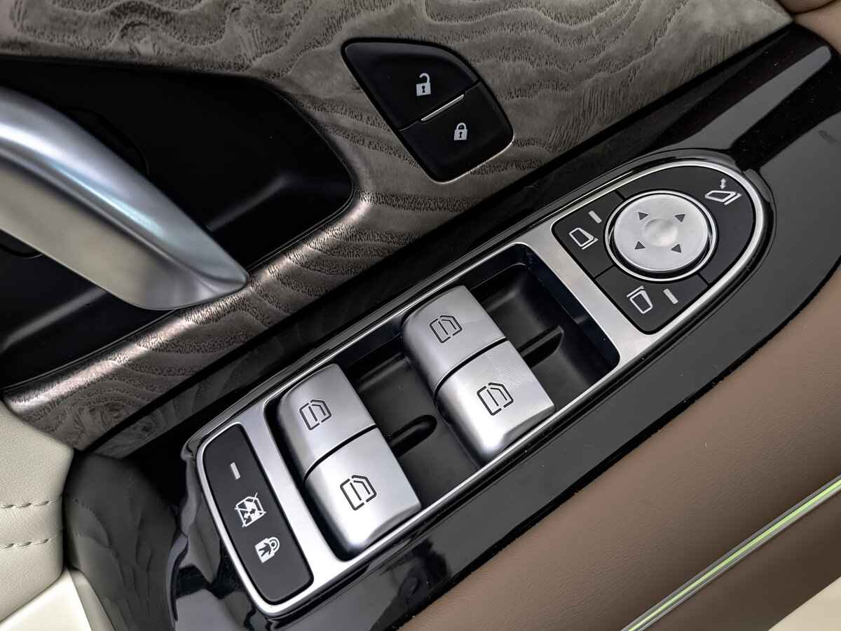 Voyah Free EVR, 2023