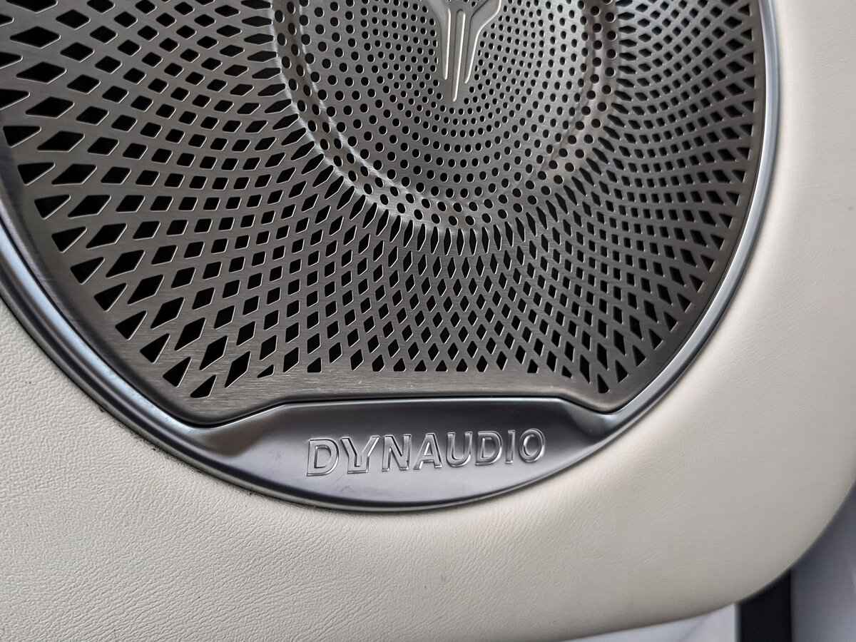 Voyah Free EVR, 2023