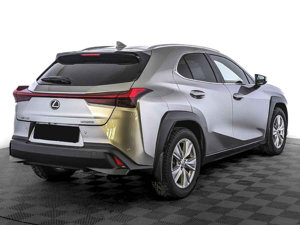 Lexus UX 200, 2020