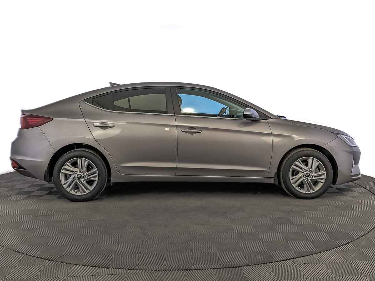 Hyundai Elantra, 2019