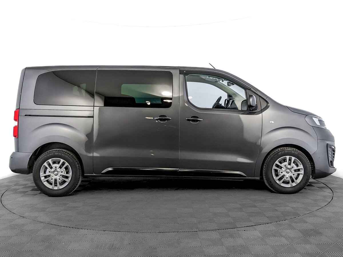 Opel Zafira Life L, 2021