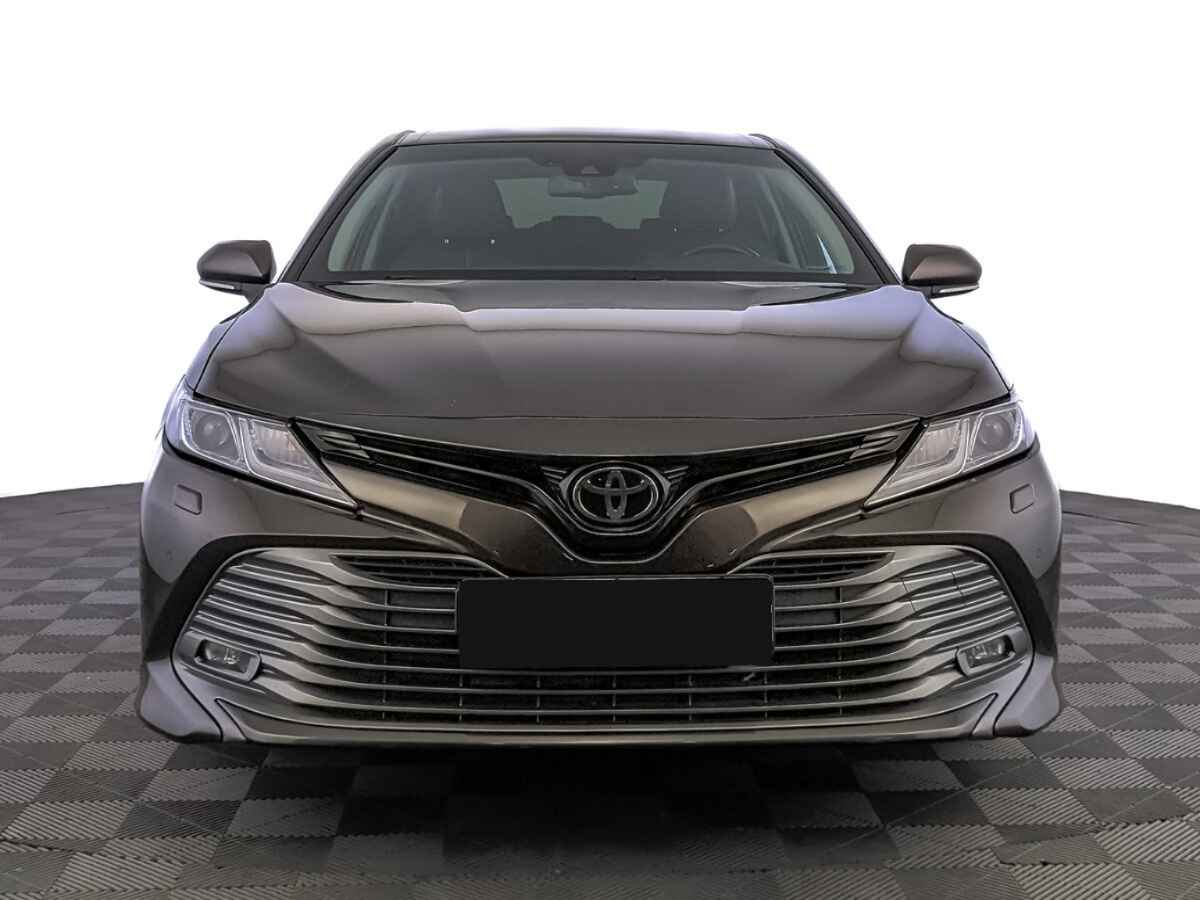 Toyota Camry, 2018
