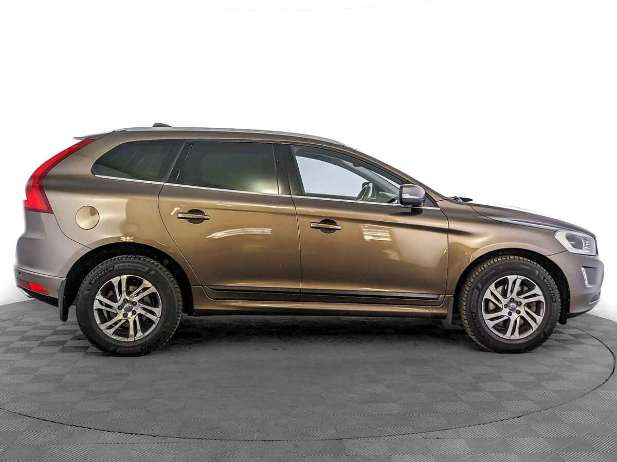 Volvo XC60, 2015