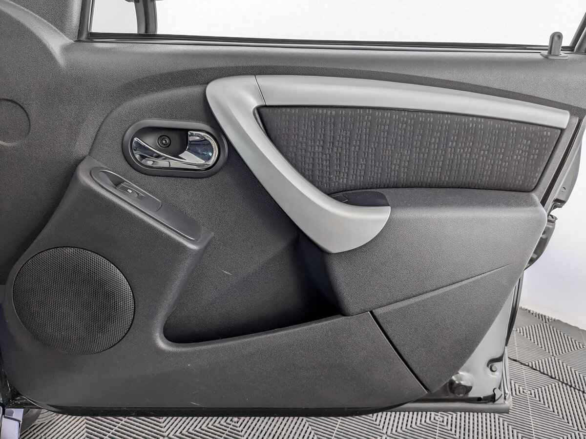 Nissan Terrano, 2015