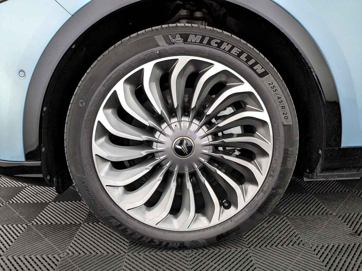 Voyah Free EVR, 2022