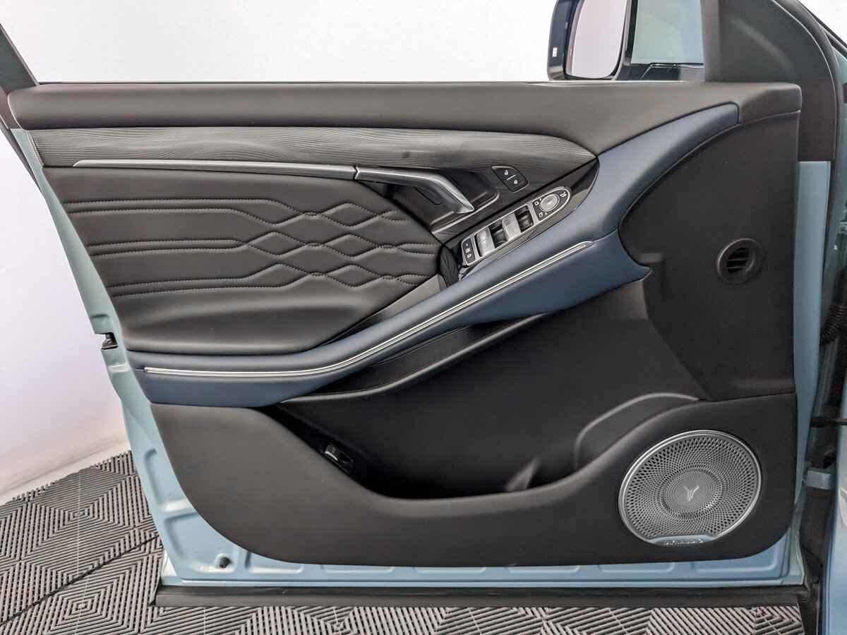 Voyah Free EVR, 2022