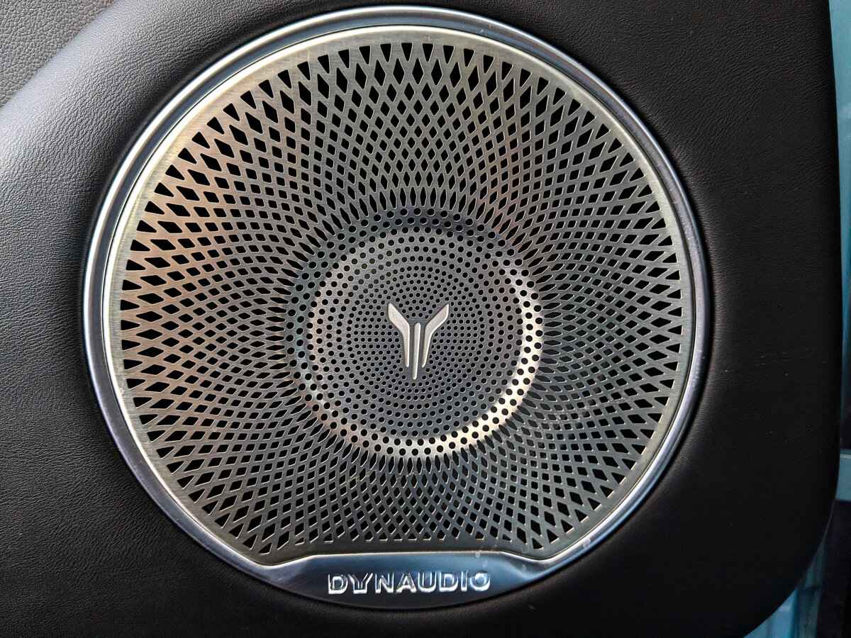 Voyah Free EVR, 2022