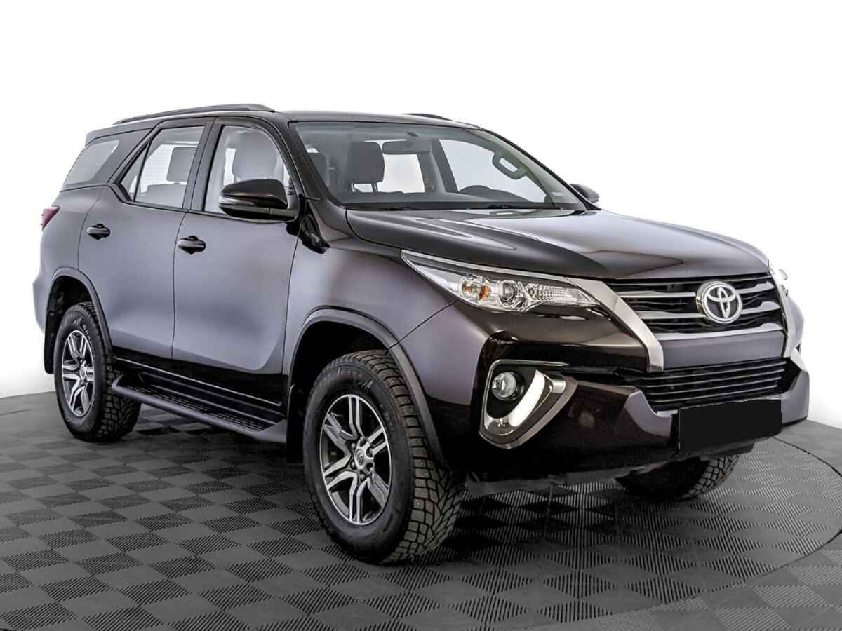 Toyota Fortuner, 2018