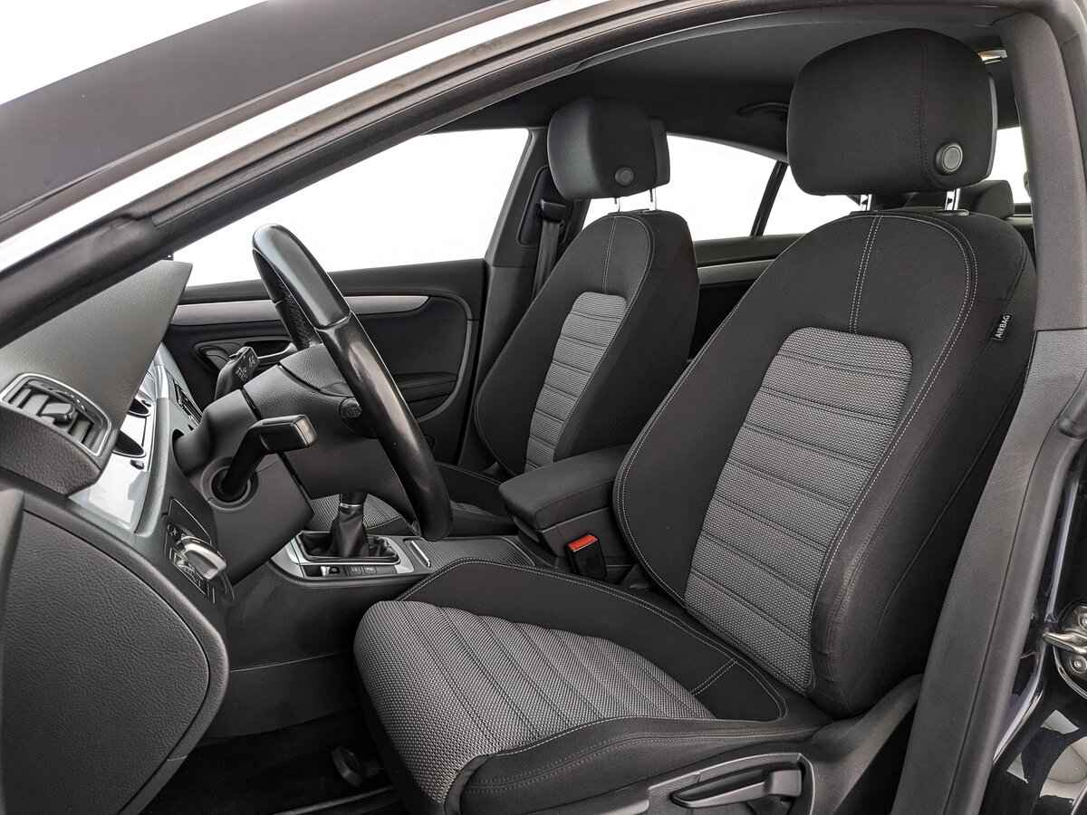 Volkswagen Passat CC, 2012