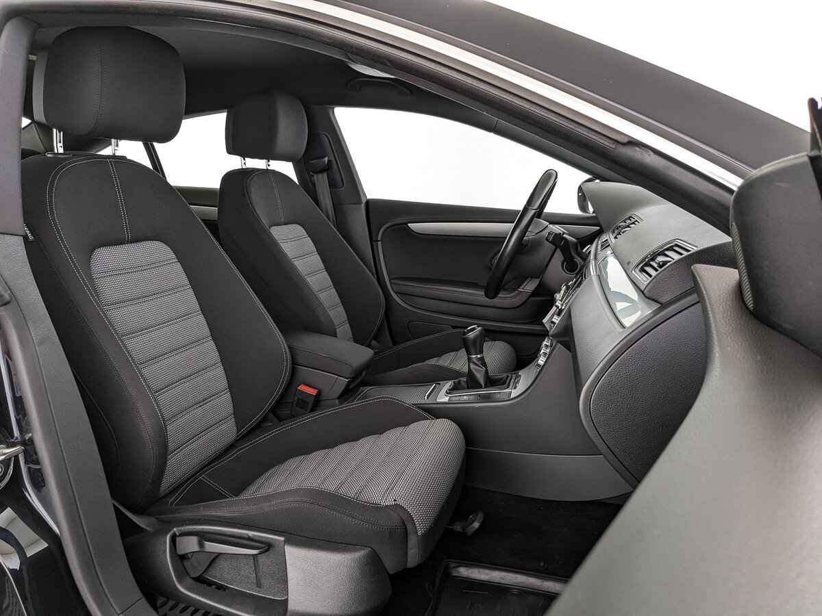 Volkswagen Passat CC, 2012